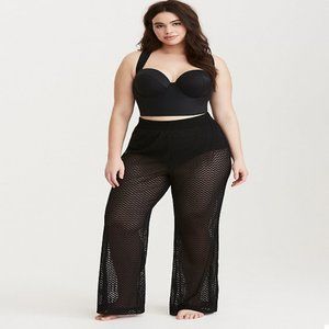 NEW Torrid Women's Size 4 Black Crochet Lace Pant